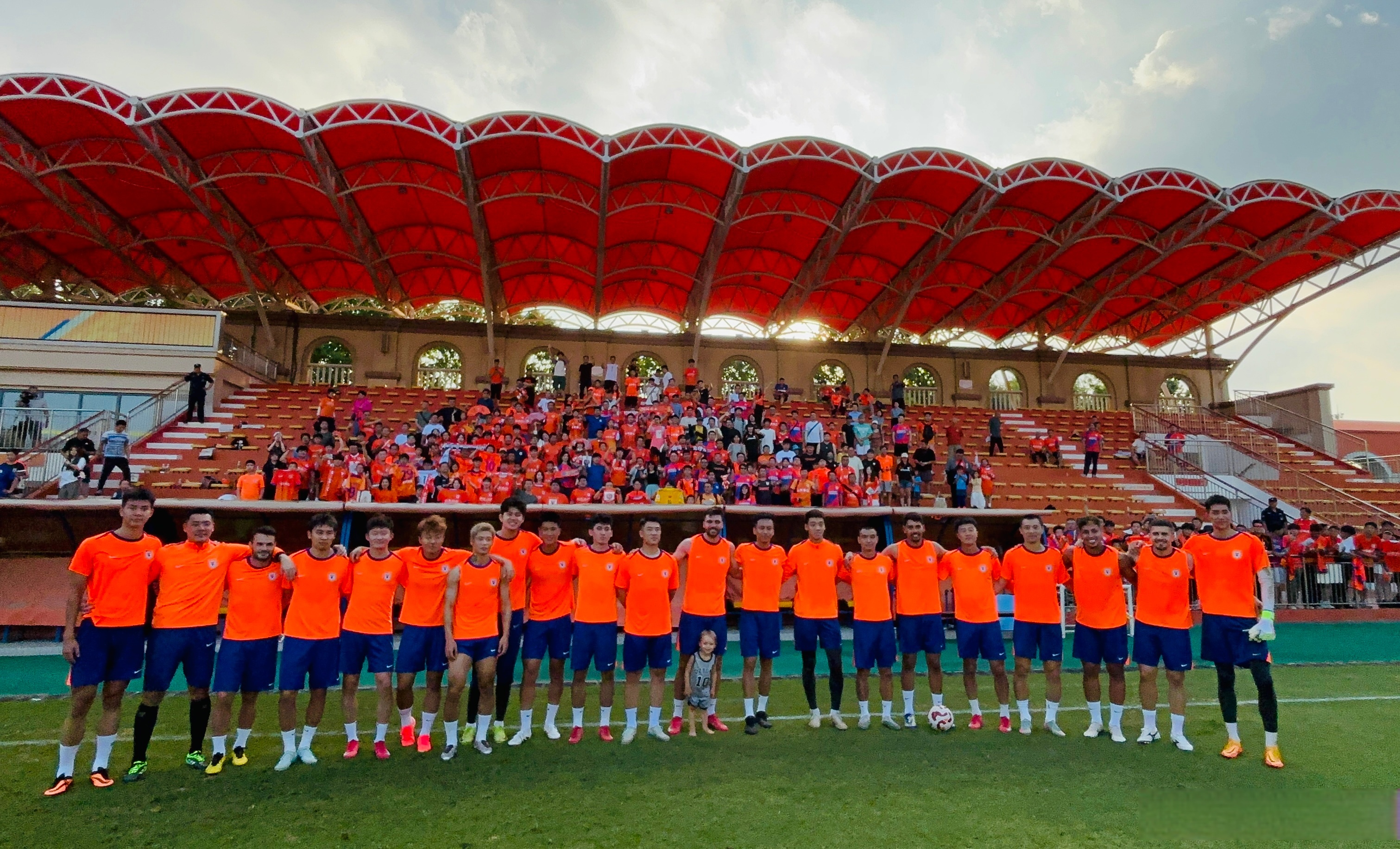 亚博app-包含中超冲刺阶段再迎强敌，山东泰山迎来里程碑，主帅态度——压力陡增，数据趋势出现新变化的词条-亚博app