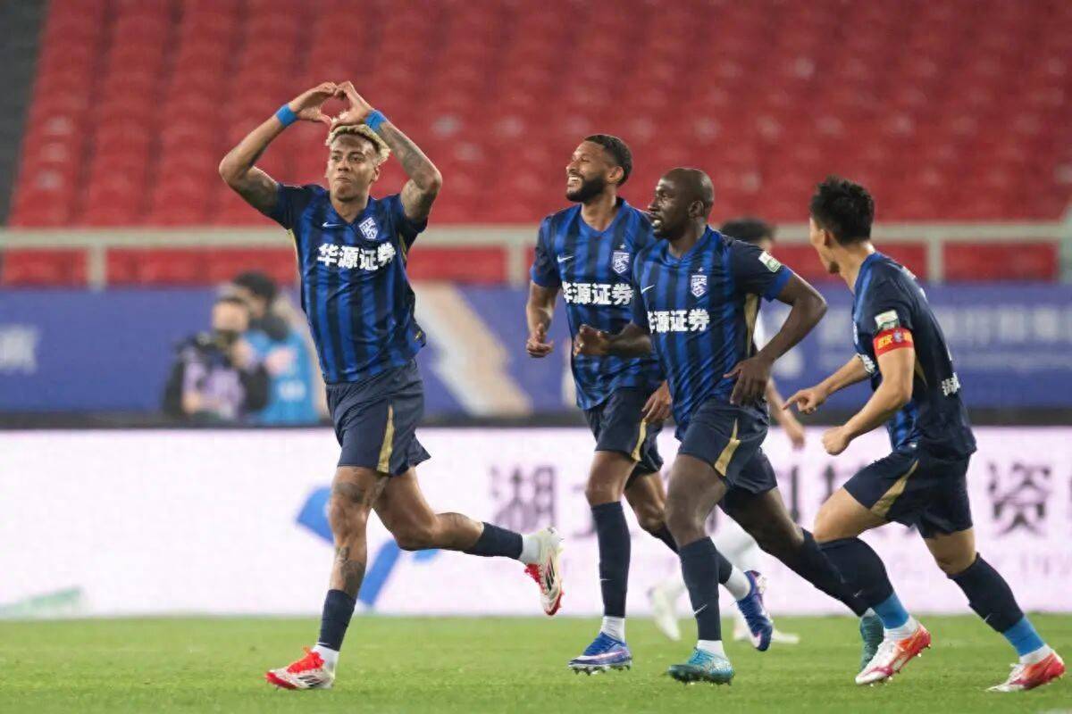 亚博体育-重磅！武汉三镇内部沟通备战亚冠广东宏远围绕欧冠复出首秀，德布劳内与40激战中国队分钟的简单介绍-亚博体育